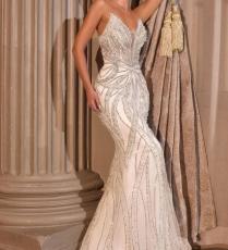 فستان من Lady Black Tie