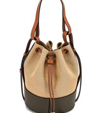 حقيبة من Loewe 