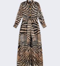 فستان من Schiaparelli