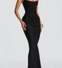 فستان من Miss Rosier