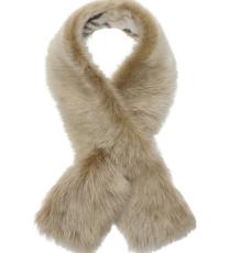 وشاح فرو من Burberry