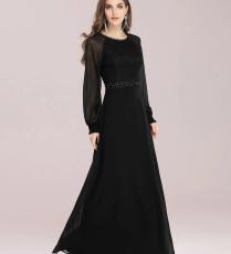 فستان من Ever Pretty