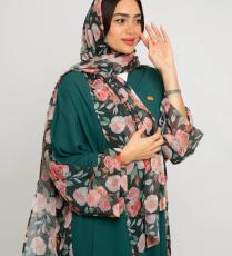 عباءة من Kaafmeem