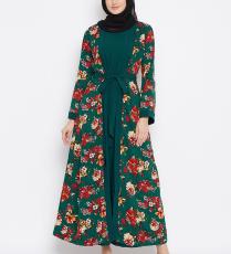 عباءة من Nabia