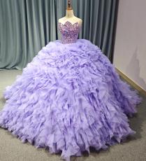 فستان من Tulle Lux Bridal Crowns