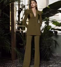 بدلة من Dalida Ayach 