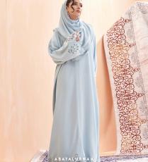 عباية من Abaya Lubnaa