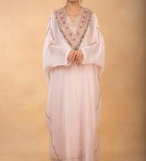 قفطان من Anamika Khanna