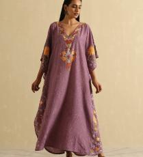 قفطان من Shop Namastay 