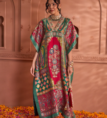 قفطان من The Mahal Fashions