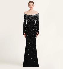 فستان من Layale