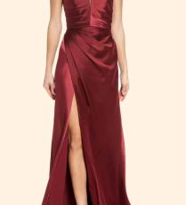 فستان من Macloth