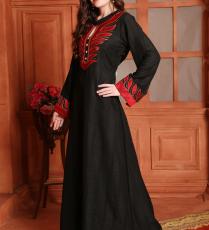 قفطان من Maxim Creation