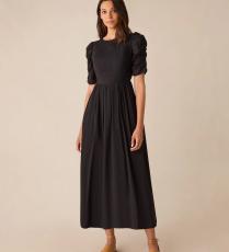 فستان من RO & ZO