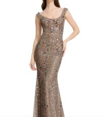 فستان من Dress The Population