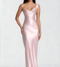 فستان من Miss Rosier