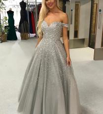 فستان من Sheer Girl