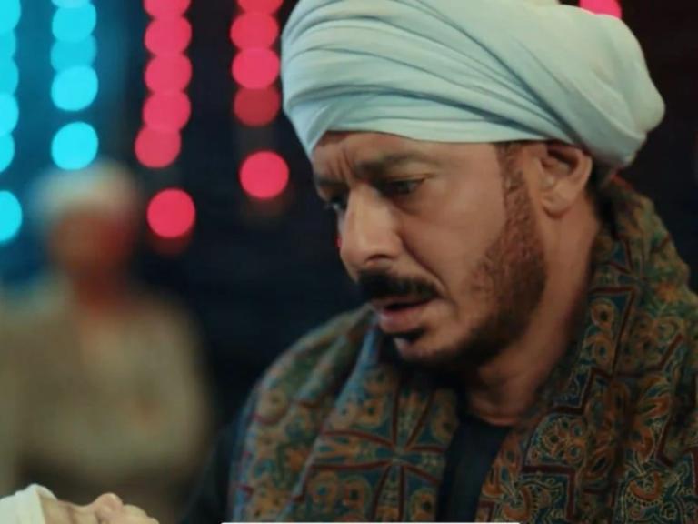 مشهد من الحلقة لمسلسل حكيم باشا