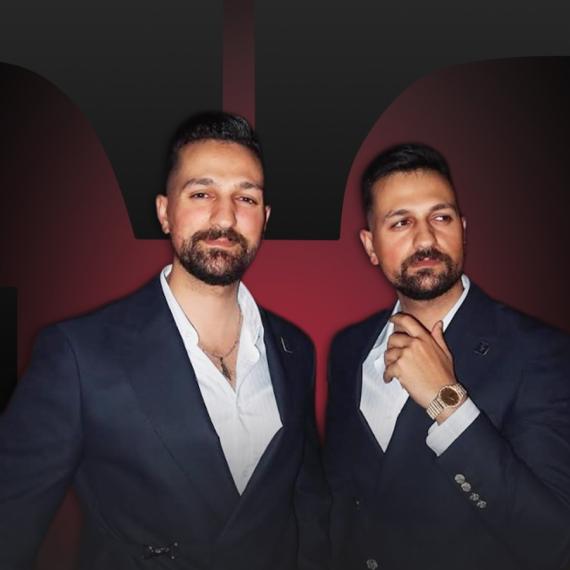 مقالب الششتري توينز تصل إلى كواليس ذا فويس