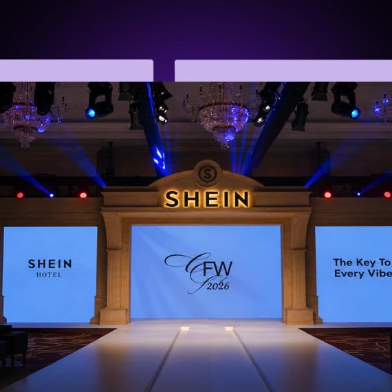 عرض أزياء في أول فندق لـ SHEIN بدبي 