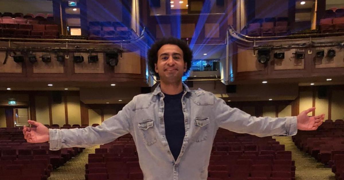 علي ربيع يستعين بطفل من الشارع للمشاركة في برنامج أحسن أب Et بالعربي