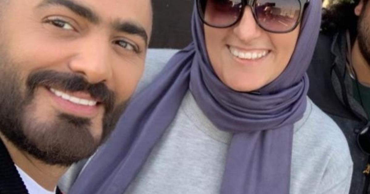 سارة وفيق مخرجة فيلم ريستارت ترد على الناقد طارق الشناوي بعد تصريحاته الأخيرة في ET بالعربي 