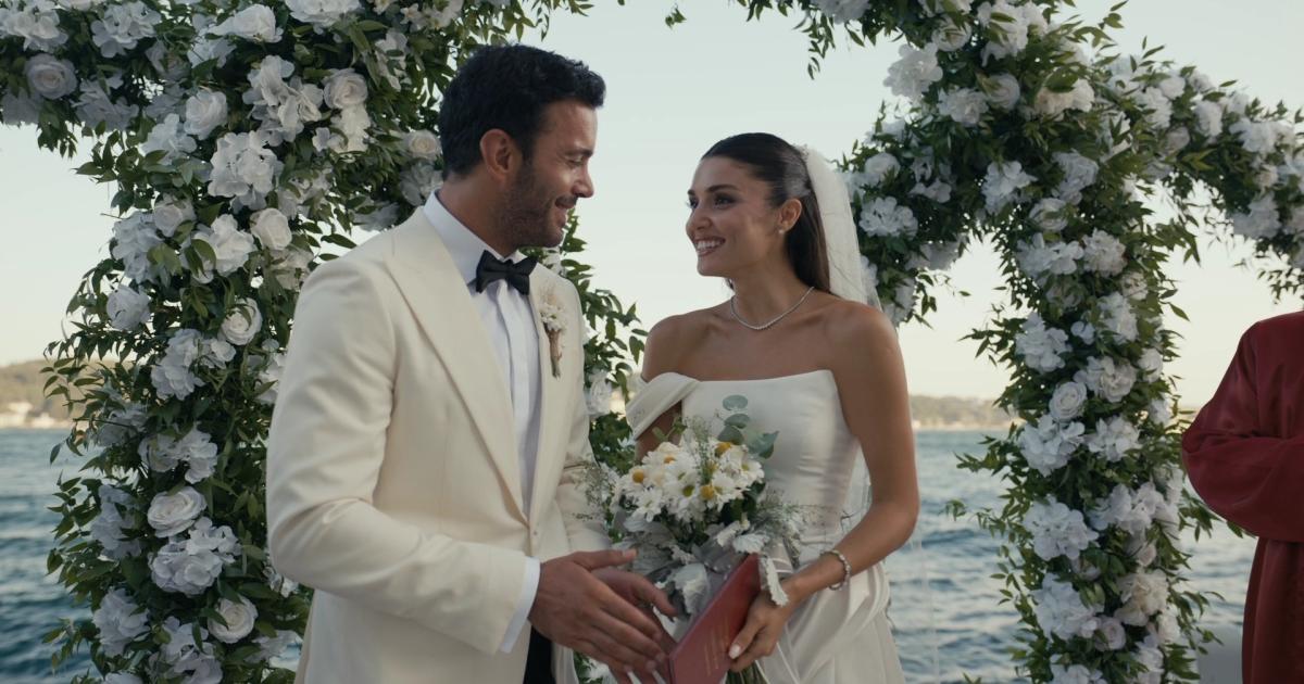 صدمة كبيرة في الحلقة 1 من حب ودموع Aşk ve Gözyaşı (مسلسل ميرا وسليم) بعد اعتراف "ميرا" لسليم بإصابتها بورم في المخ، يقلب مسار الأحداث رأساً على عقب 