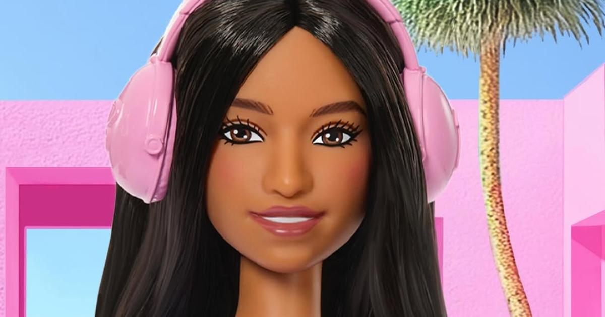 ماتيل تكشف عن أول دمية باربي تمثّل طيف التوحّد | ET بالعربي