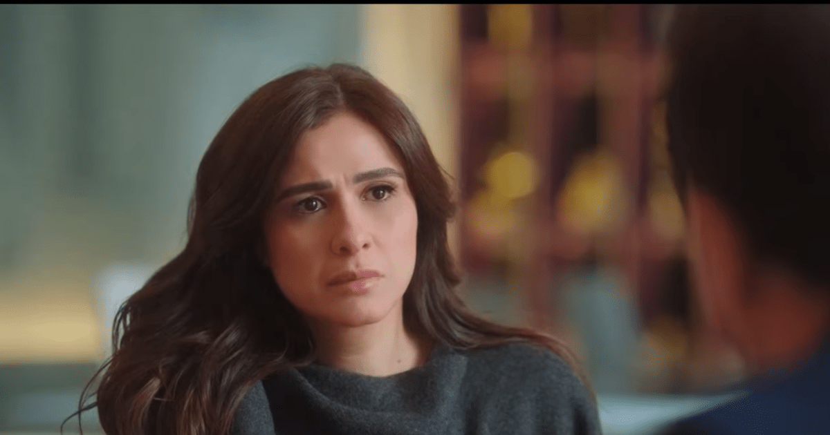 ياسمين عبد العزيز وكريم فهمي في مشهد محاولة قتل مشوق ضمن أحداث "وننسى اللي كان"