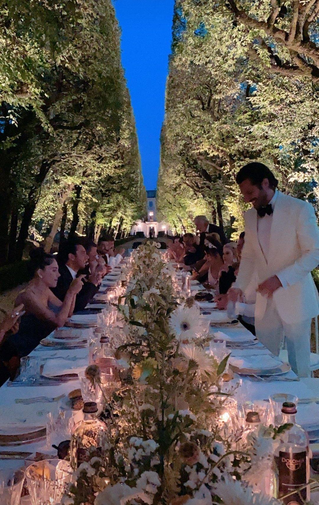 حفل زفاف أوزجي غوريل وسيركان تشاي أوغلو في إيطاليا