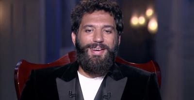 حسن الرداد  - الصورة من حلقة حبر سري  عبر القاهرة والناس