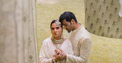 زواج علي فضل وريشا تشادها في مومباي 