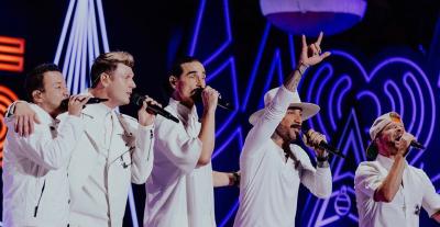 فرقة Backstreet Boys في حفل Z100 - انستقرام @backstreetboys