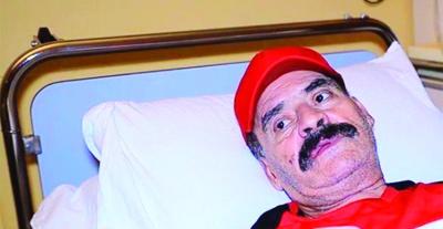 أحمد رافع من المستشفى - صورة معدلة