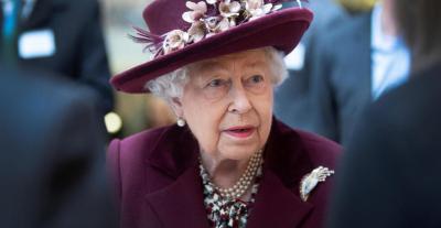 الملكة إليزابيث - صورة من غوغل