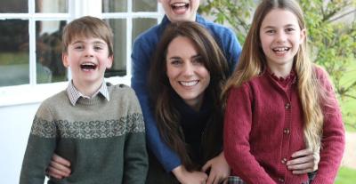 صورة كيت ميدلتون الأخيرة مع أولادها - تويتر