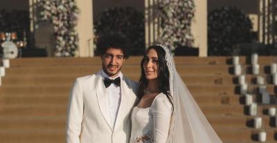 لاعب الأهلي محمد هاني مع عروسه - صورة من إنستقرام