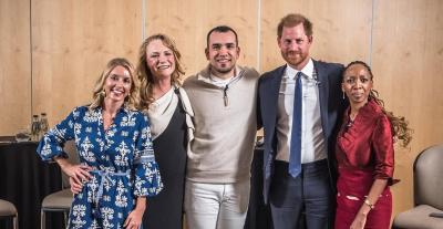  الأمير هاري Prince Harry - الدكتورة صوفي تشاندوكا Dr. Sophie Chandauka - منظمة Sentebale - مصدر من انستغرام