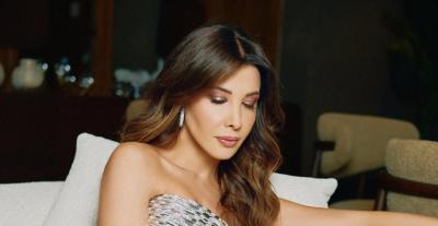 إطلالة نانسي عجرم بفستان فضي من تصميم جان لويس صبجي