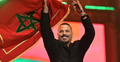 رامي عياش يُشعل مهرجان "مكناس" أمام أكثر من 60 ألف شخص