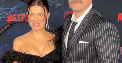 ديفيد هاربور وميلي بوبي براون -إكس