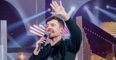 مستر بيست - بيست لاند