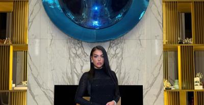 جورجينا رودريغيز تعيد ارتداء فستان Alaia من السنة الماضية 