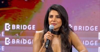 بريانكا شوبرا - Bridge Summit