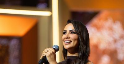 شيماء هلالي بفستان أسود مطرز من إيلي صعب في دار الأوبرا المصرية