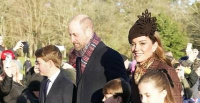  كيت ميدلتون مع عائلتها