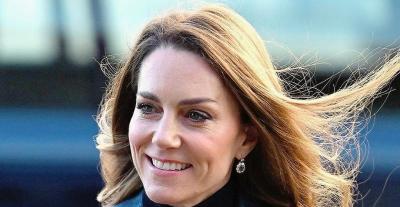 كيت ميدلتون تحتفي بالتراث الاسكتلندي بإطلالة تارتان زرقاء 