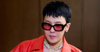 قطعة مجوهرات فريدة من Jacob & Co. ترافق G-DRAGON على المسرح - الصورة من انستغرام Jacob & Co.