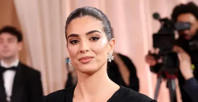 سجى كيلاني بلوك مستوحى من الثوب الفلسطيني في الغولدن غلوبس - الصورة من حساب A Shot Magazine على انستغرام 