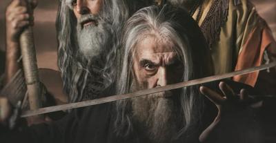   جمهور الشارقة يعيش تجربة "الزير سالم" 